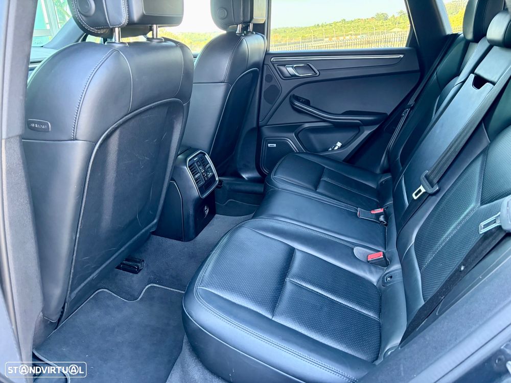 Porsche Macan 2.0T - 13