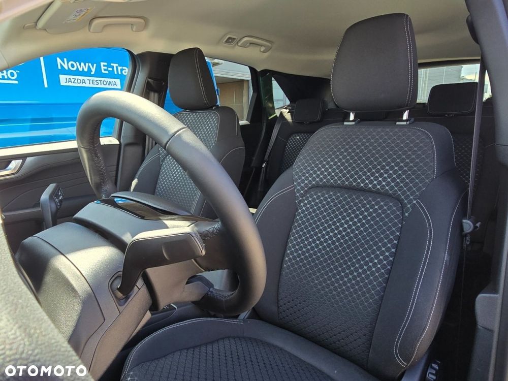 Ford Kuga - 10