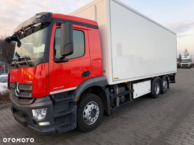 Mercedes-Benz 2540 - 4