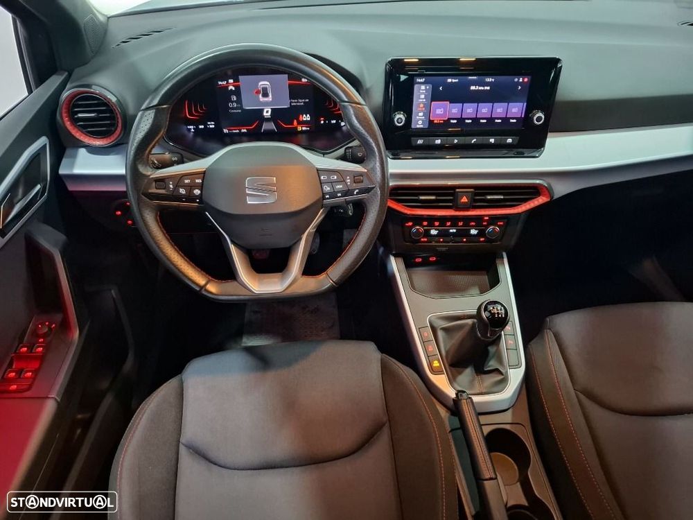SEAT Arona 1.0 TSI FR - 16