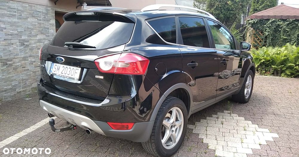 Ford Kuga 2.0 TDCi 2x4 Trend - 4