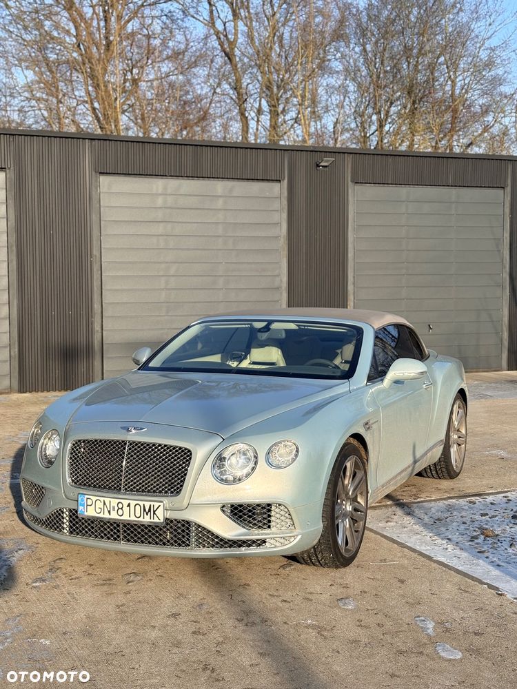 Bentley Continental GT V8 Convertible - 1
