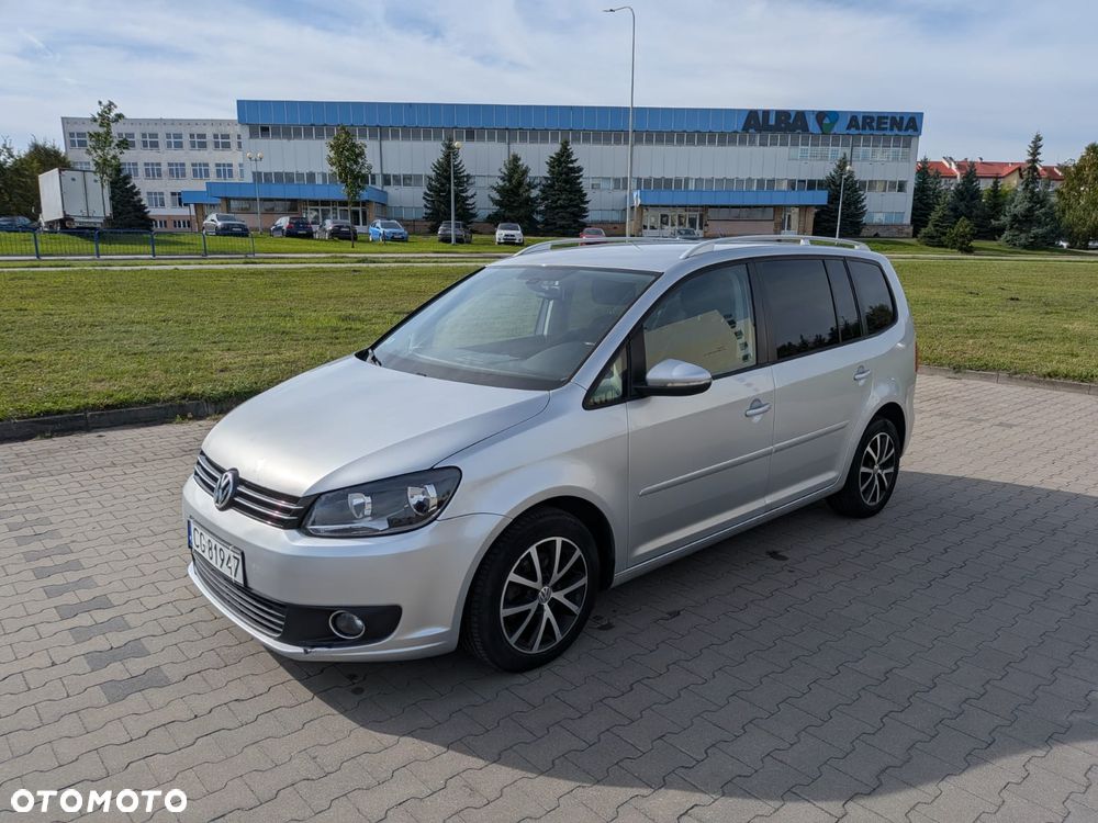 Volkswagen Touran - 1