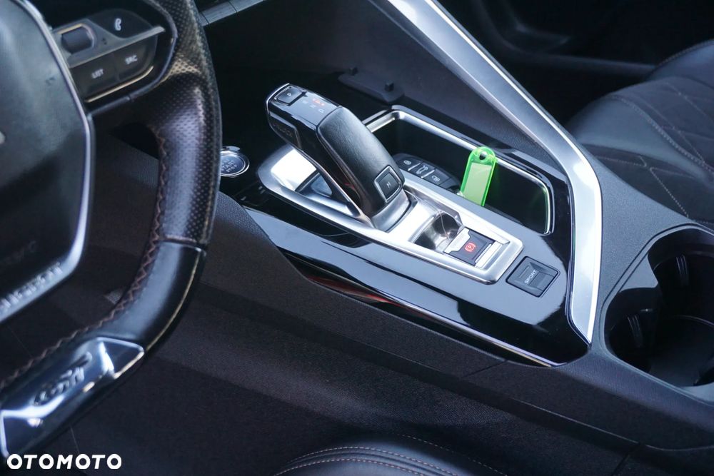 Peugeot 3008 BlueHDi 180 Stop & Start EAT8 GT - 11