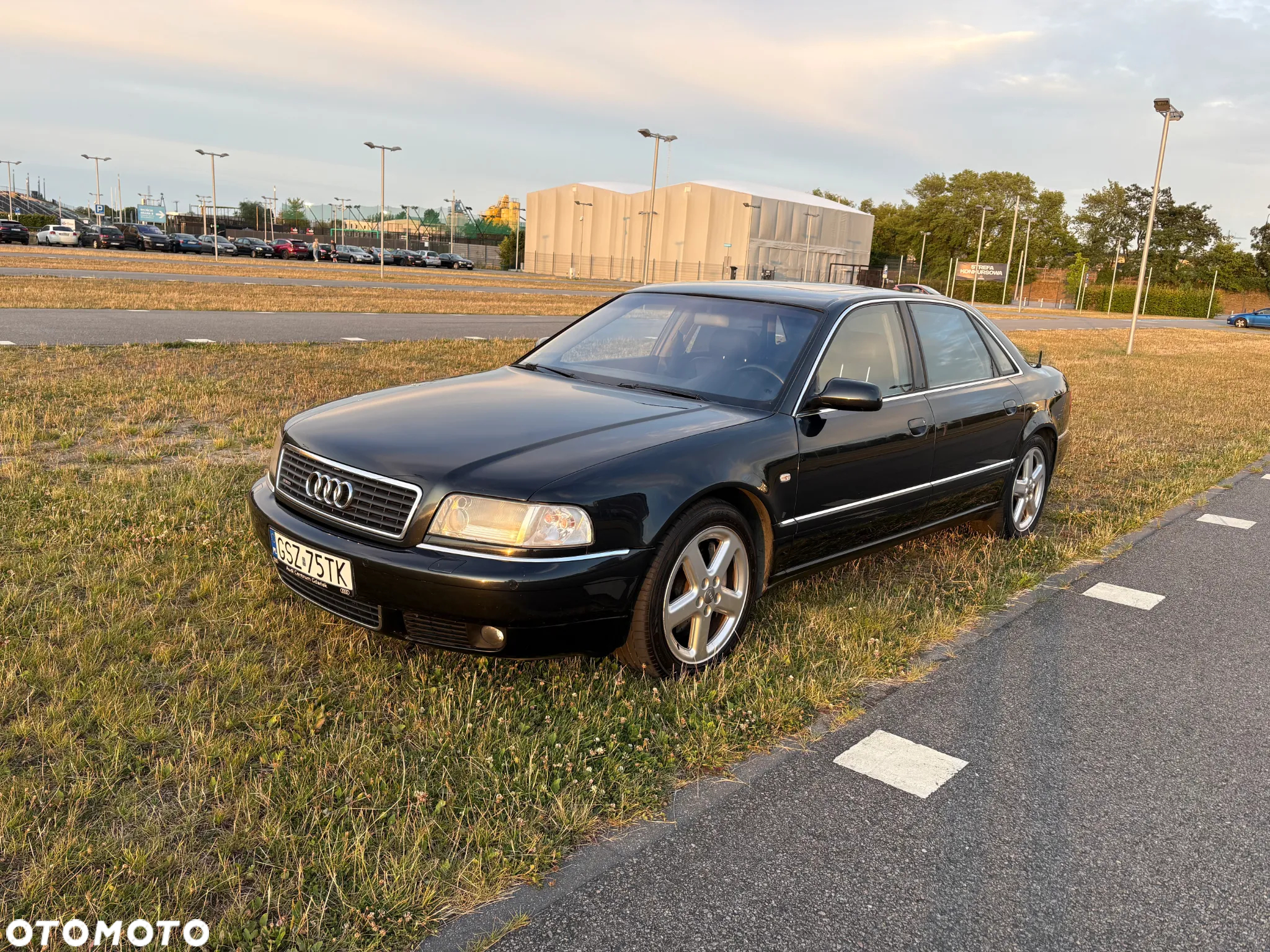 Audi A8 4.2 L Quattro - 8