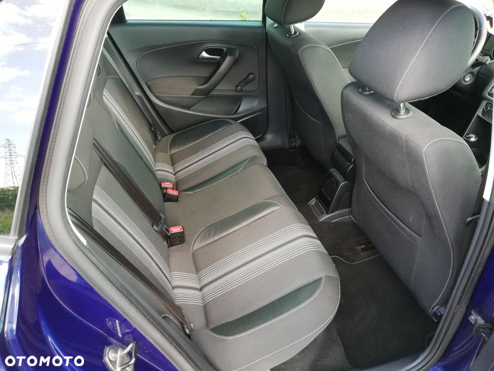 Volkswagen Polo 1.2 TSI MATCH - 21