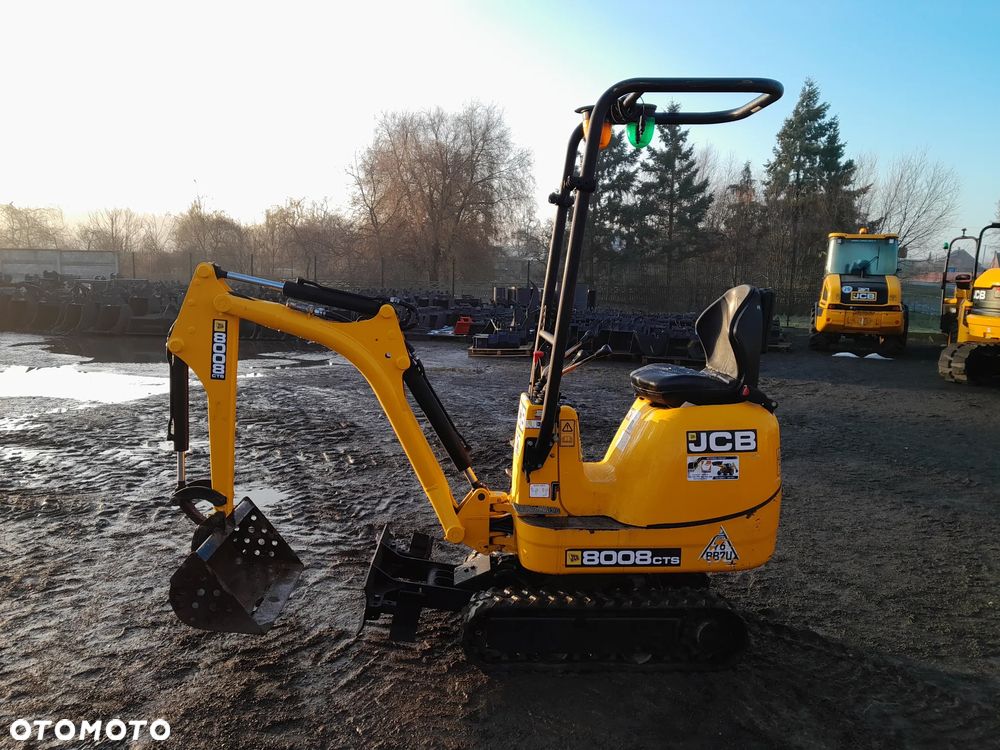 JCB 8008 - 4