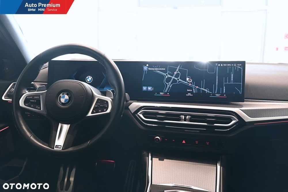 BMW Seria 3 330i xDrive - 16