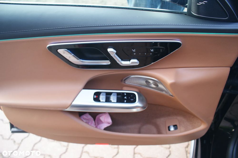 Mercedes-Benz Klasa E - 14