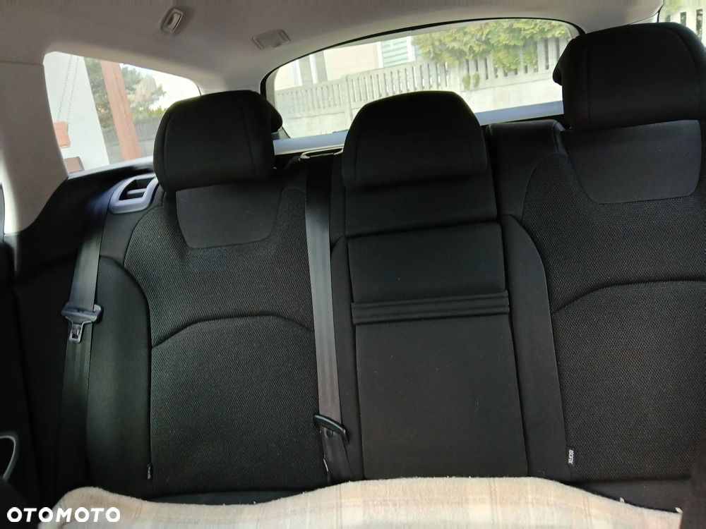 Citroën C5 1.6 HDi Dynamique - 16