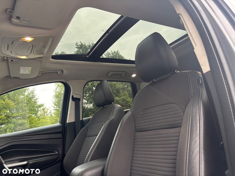 Ford Kuga 2.0 TDCi FWD Titanium - 9