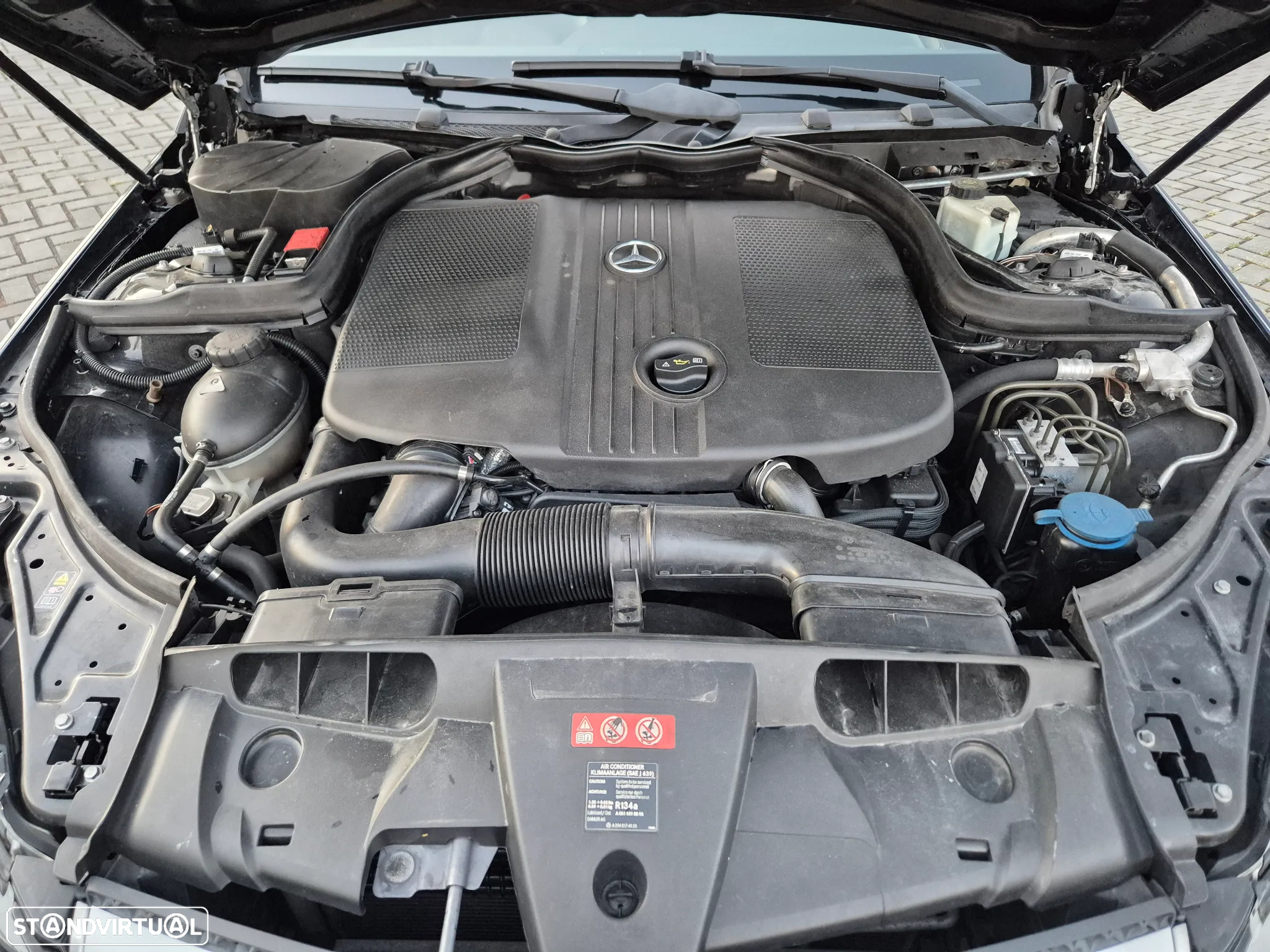 Mercedes-Benz E 250 CDi Avantgarde BlueEfficiency - 21