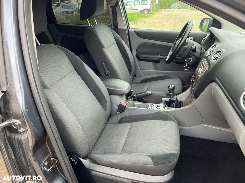 Ford Focus 1.6 TDCi Trend - 12