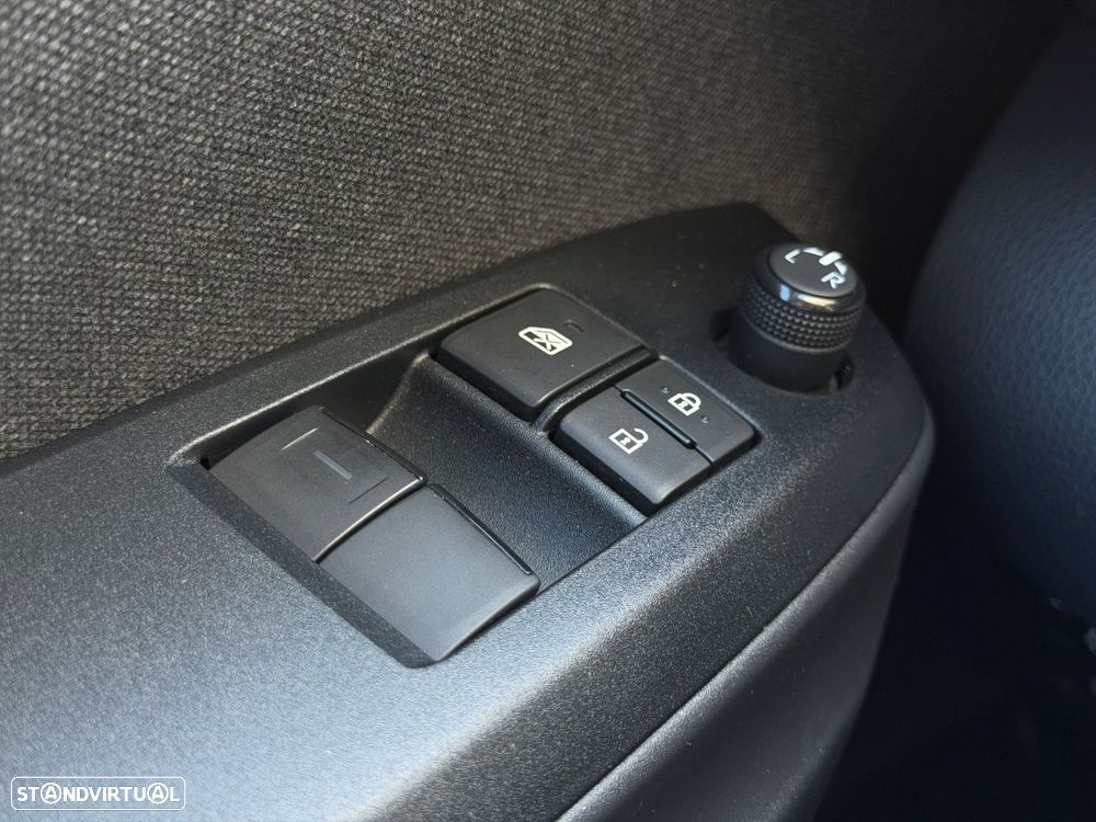 Toyota Yaris 1.0 VVT-i Comfort - 24