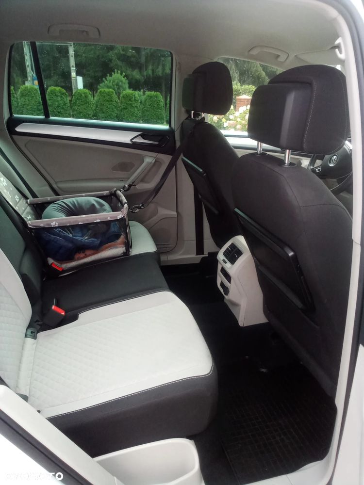 Volkswagen Tiguan - 14