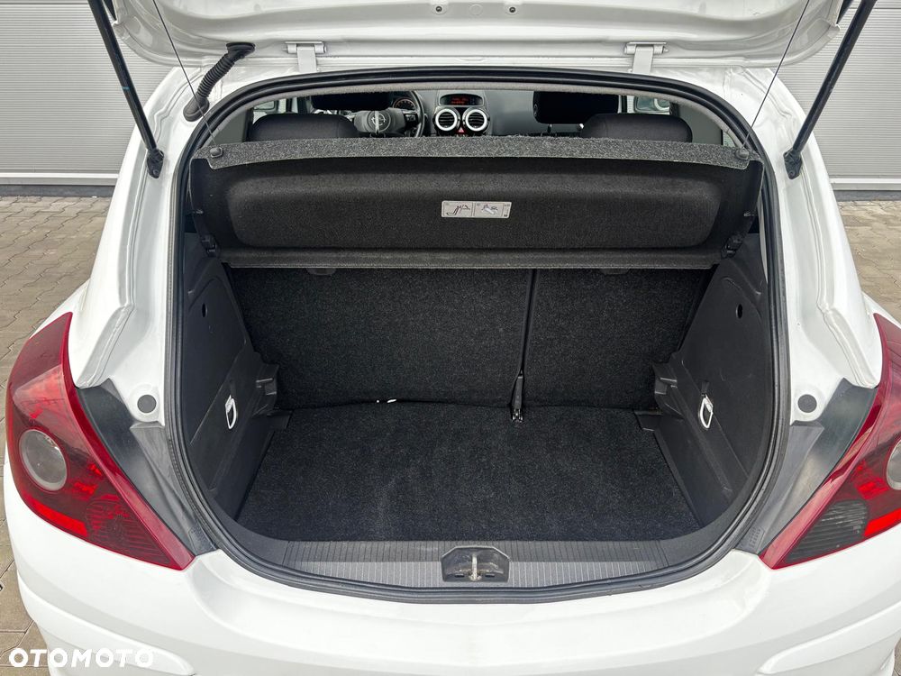 Opel Corsa 1.4 16V Color Edition - 8