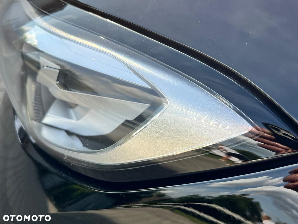 BMW Seria 3 330i xDrive Advantage sport - 15