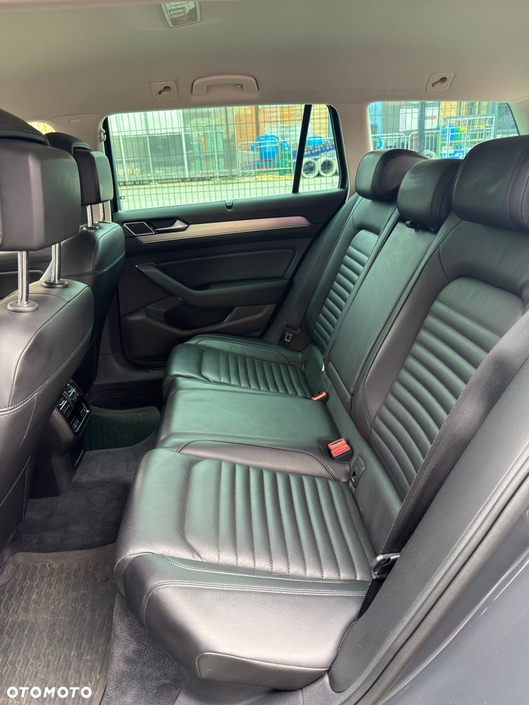 Volkswagen Passat 2.0 TDI BMT Highline - 15