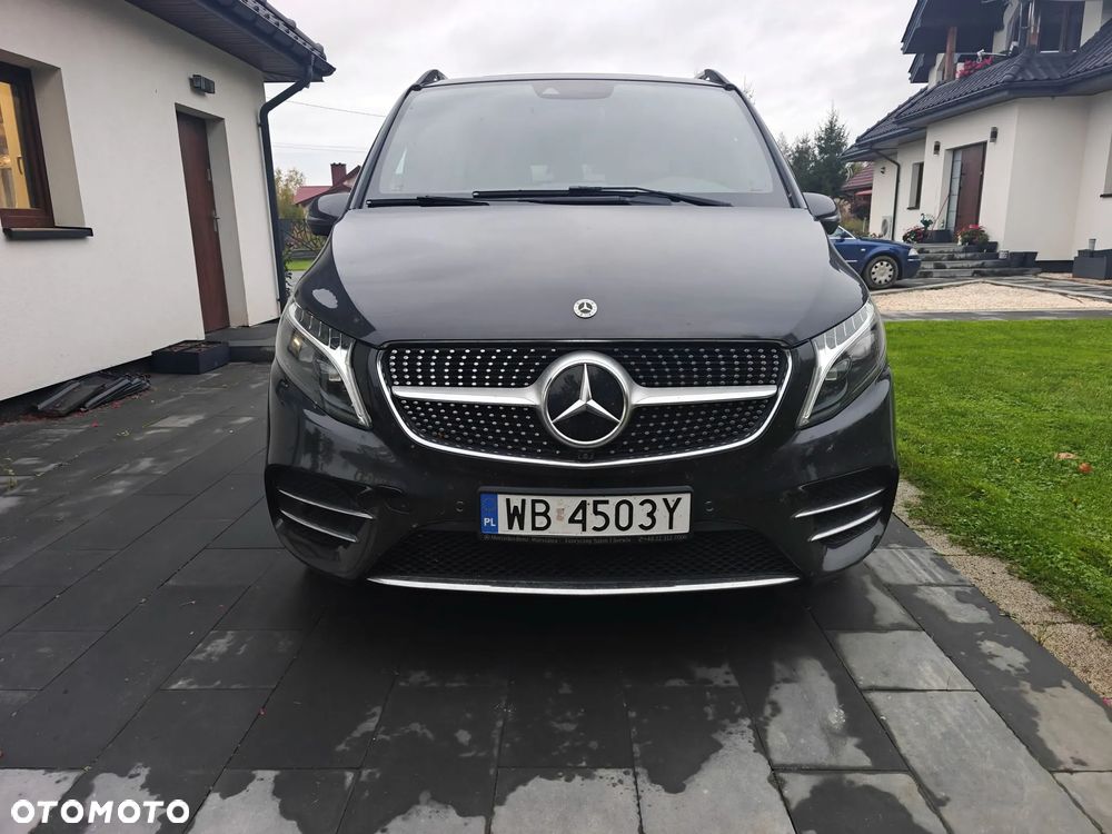 Mercedes-Benz Klasa V - 6
