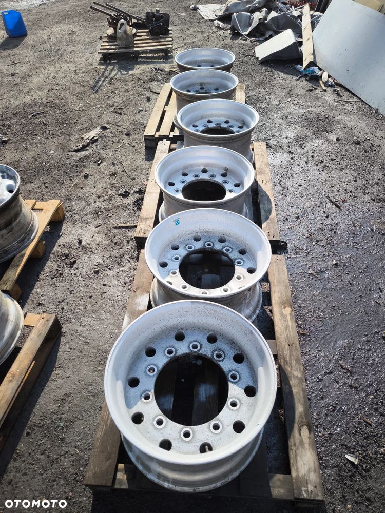 Felgi aluminiowe et 0 alcoa speedline