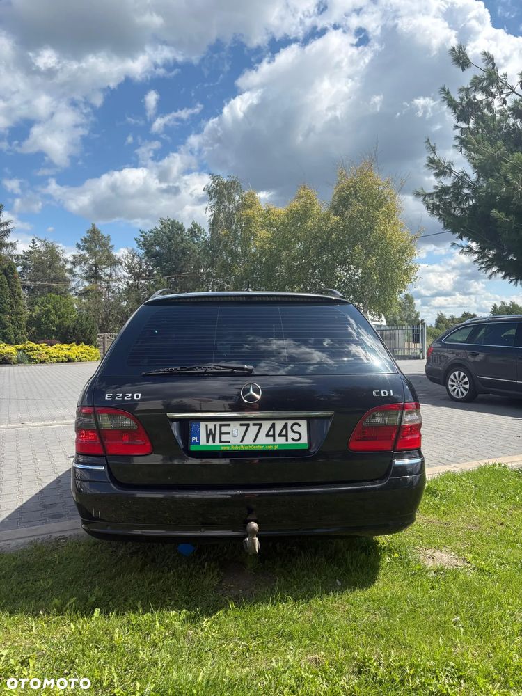 Mercedes-Benz Klasa E - 11
