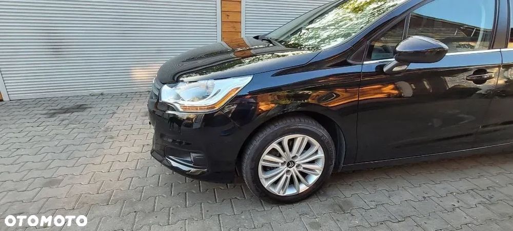 Citroën C4 1.2 e-THP Exclusive - 23