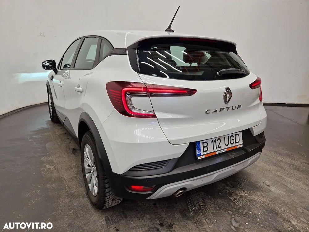 Renault Captur TCe 140 GPF ZEN - 4