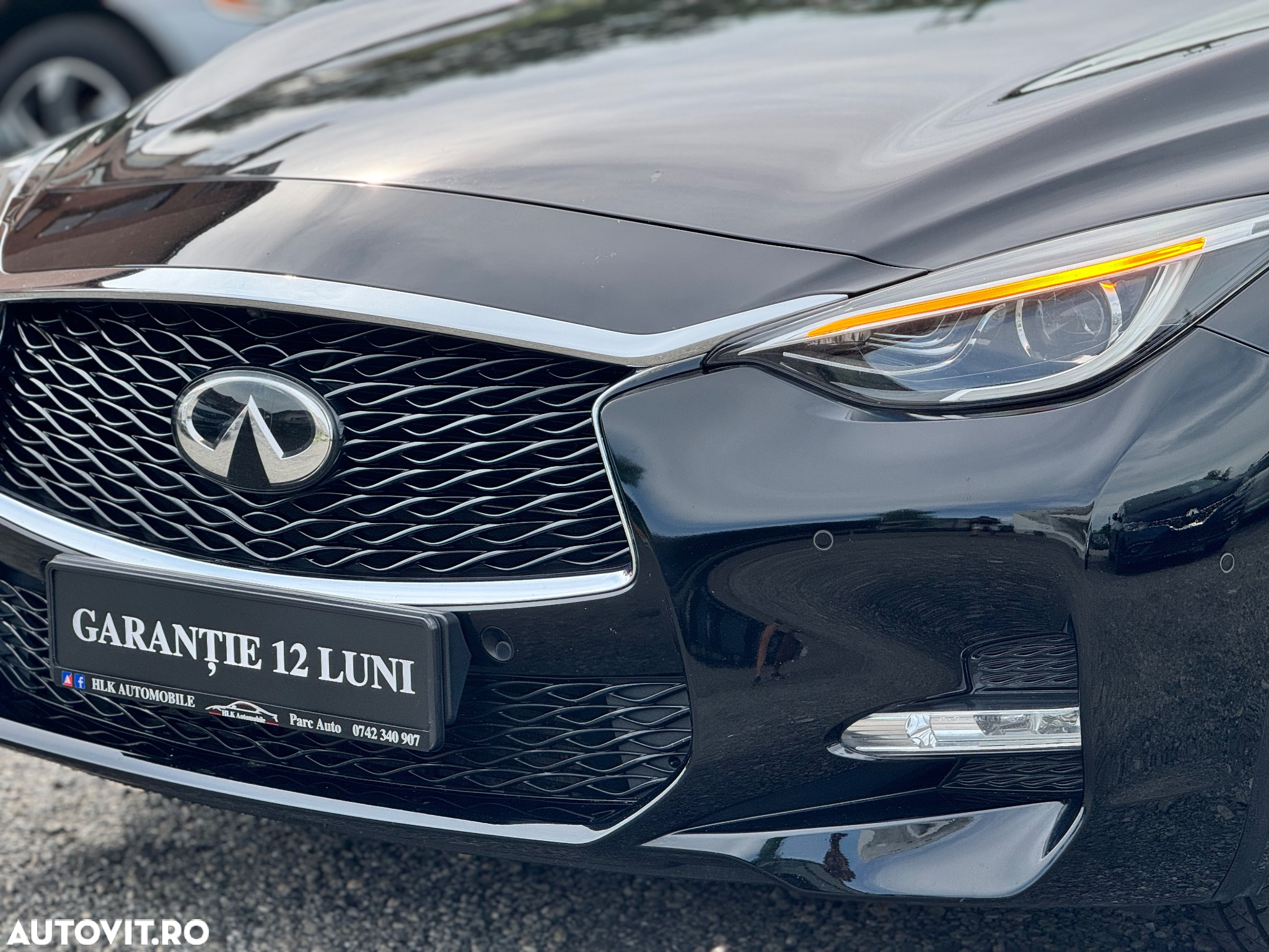 Infiniti Q30 2.2d DCT Sport City Black - 21