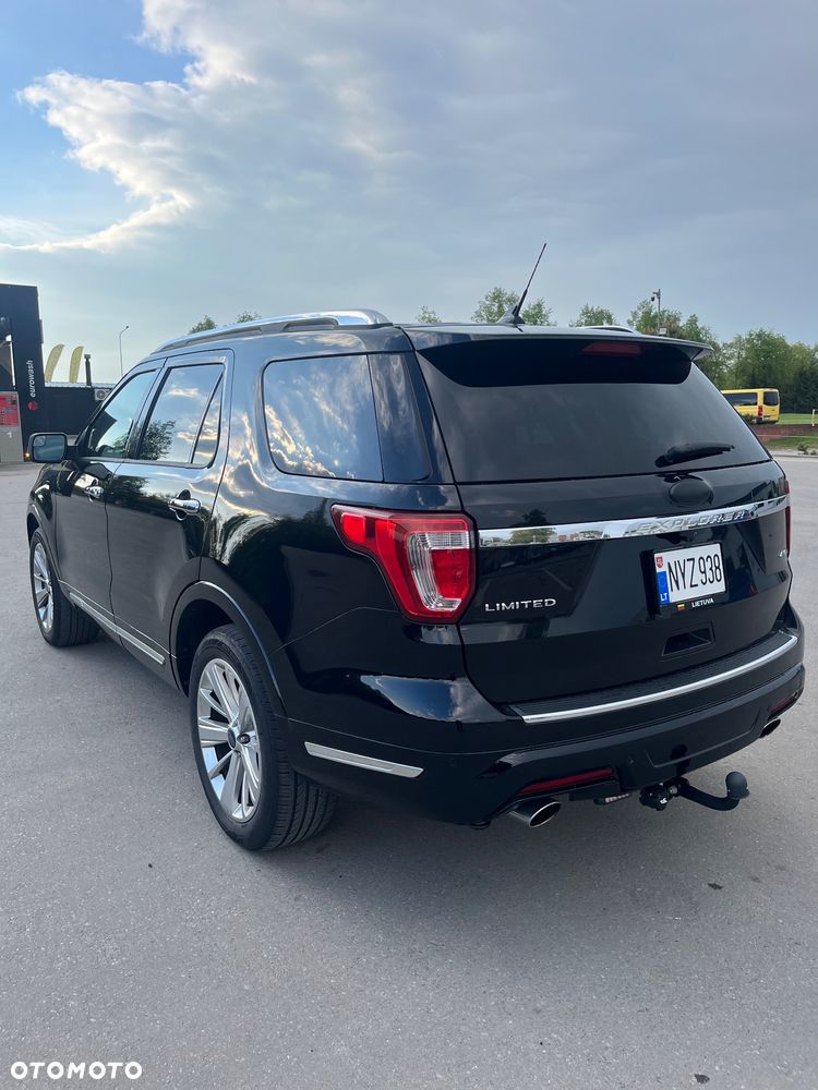 Ford Explorer - 8