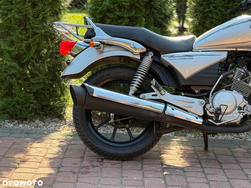 Yamaha YBR - 9