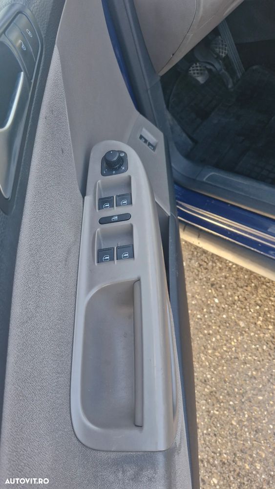 Volkswagen Passat 2.0 TDI BlueMotion Technology DPF Comfortline - 10