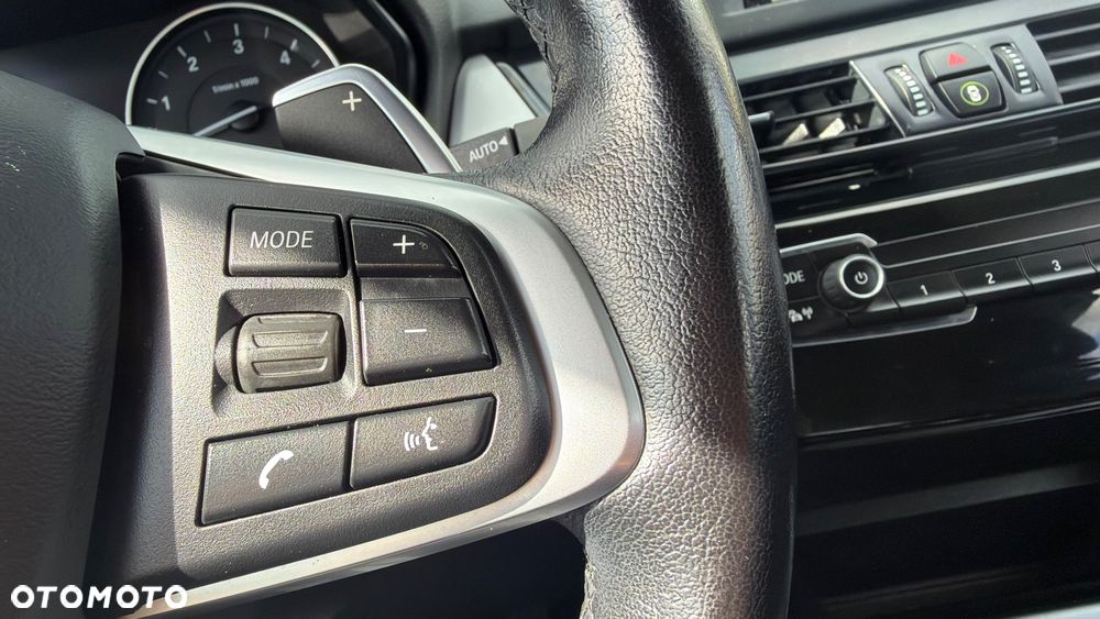 BMW Seria 2 218d - 39