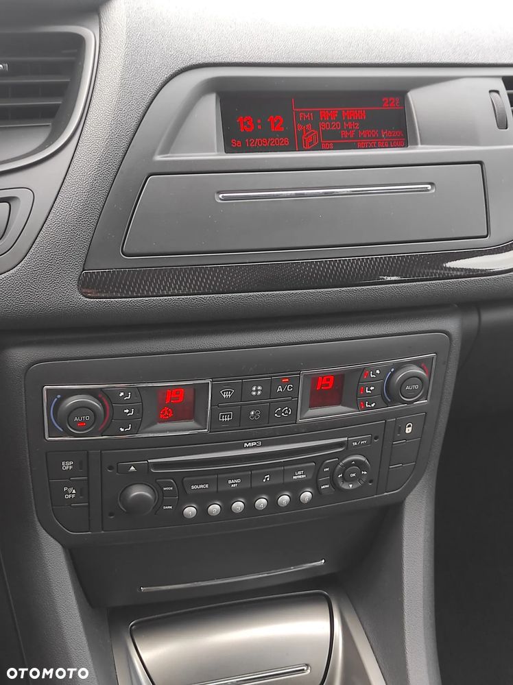 Citroën C5 2.0 16V Confort - 24