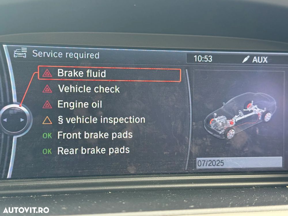 BMW Seria 3 318i Aut. - 26