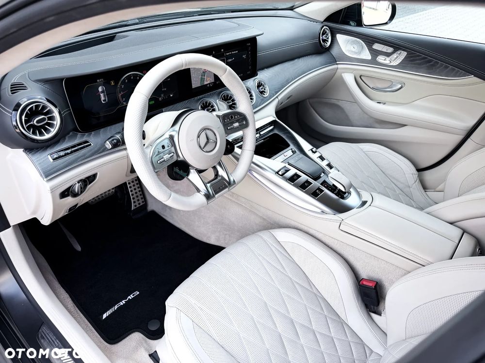 Mercedes-Benz AMG GT 43 4-Matic+ - 26