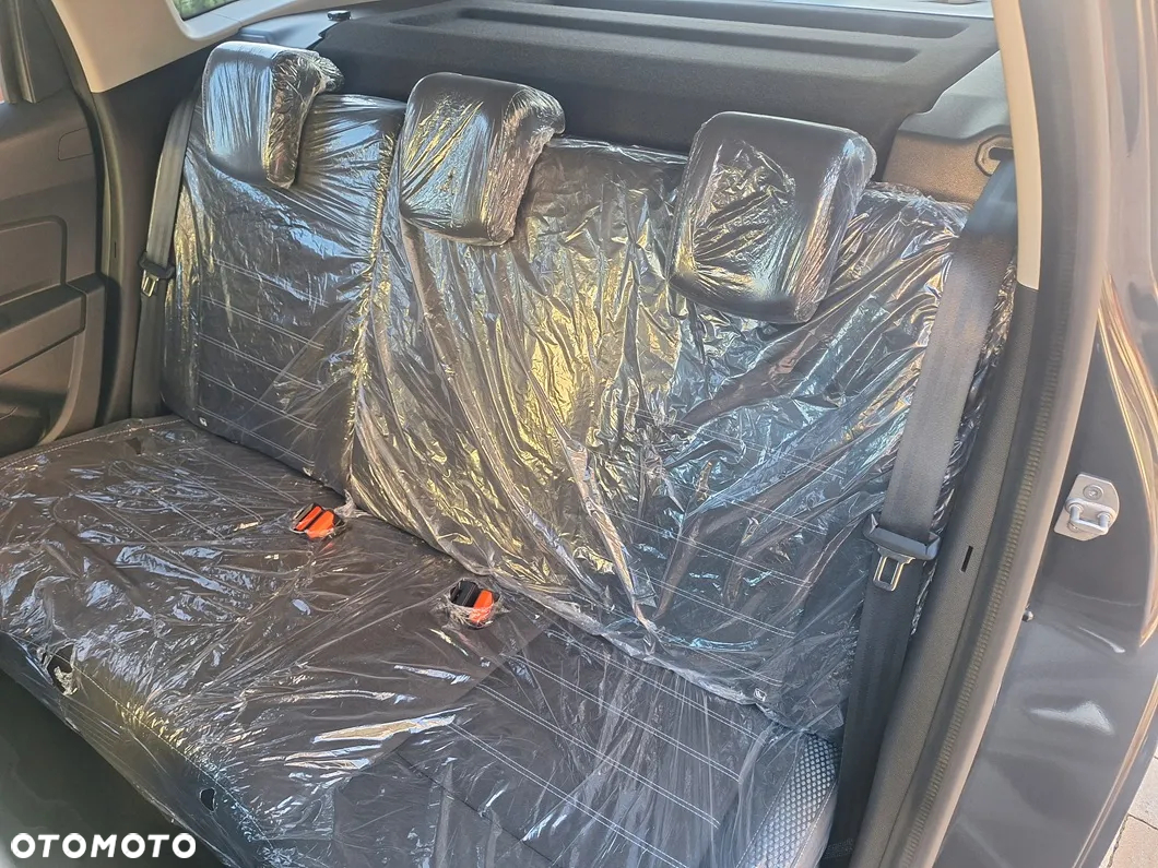 Dacia Duster 1.6 SCe Comfort - 12