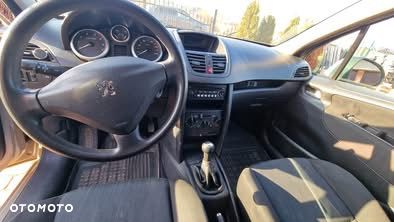 Peugeot 207 1.4 Active - 8