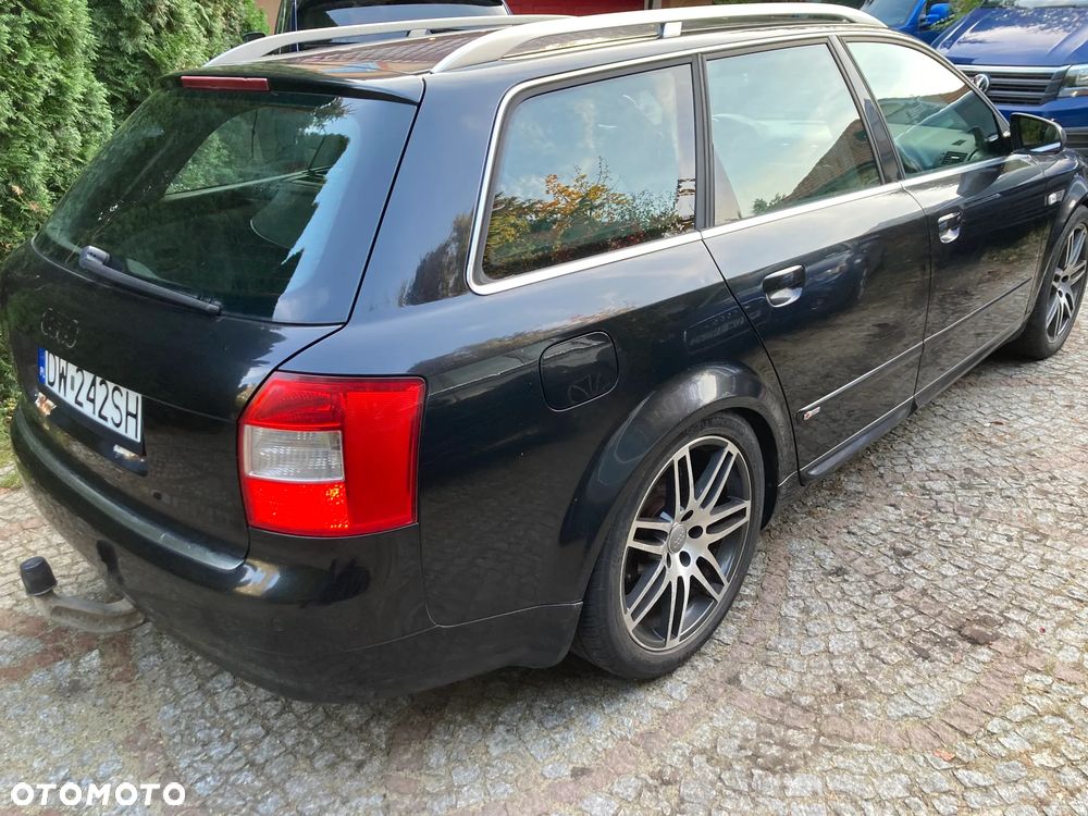 Audi A4 Avant 2004 photo 4
