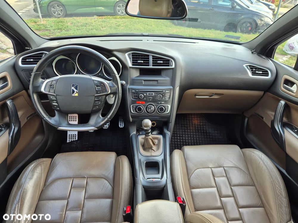 Citroën DS4 1.6 THP SportChic - 9