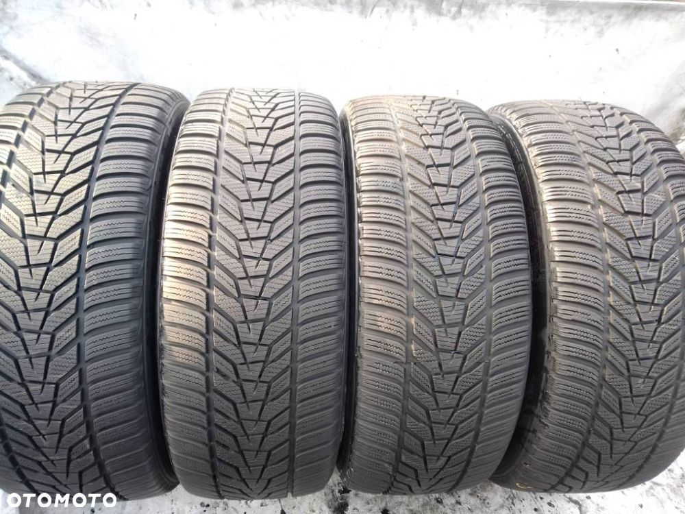 Hankook Winter Icept EVO 3 245/45 R20 103V 2023 7-7.5mm - 1