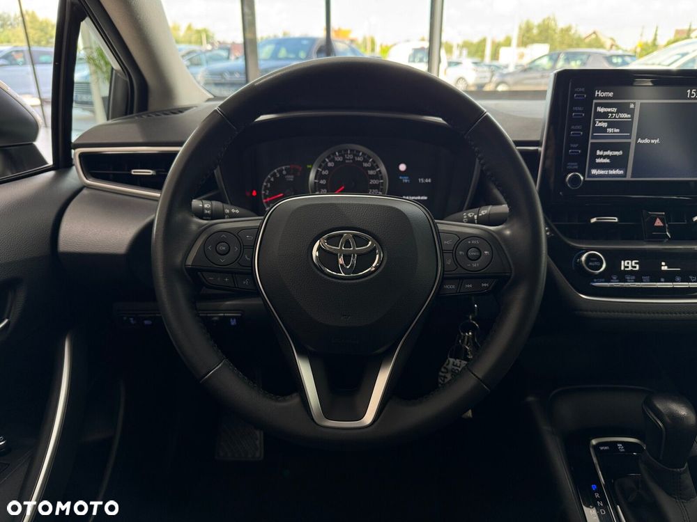 Toyota Corolla - 13
