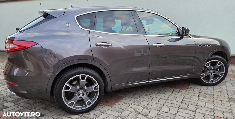 Maserati Levante Q4 GranLusso - 22