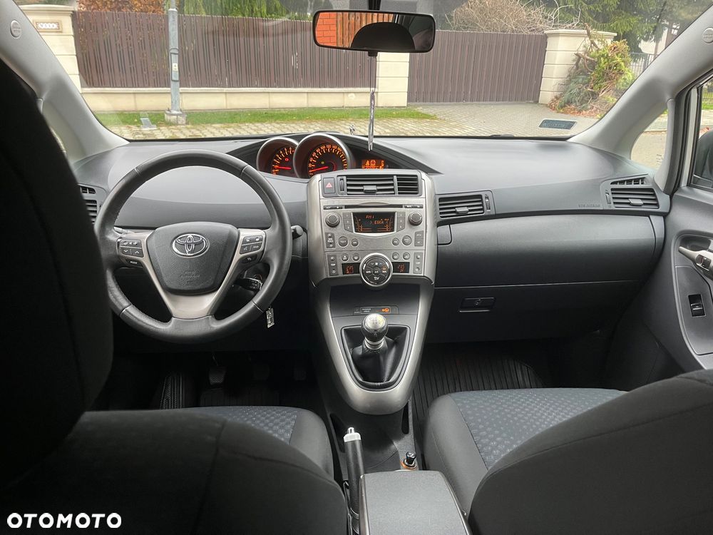 Toyota Verso 1.8 7-Sitzer Life - 16
