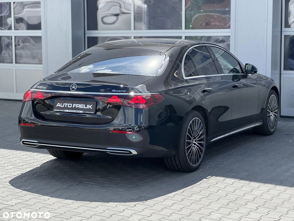 Mercedes-Benz Klasa E 300 de 4-Matic Exclusive - 9