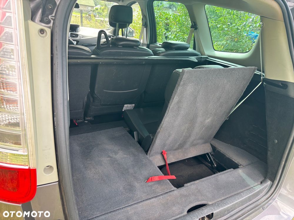 Renault Grand Scenic ENERGY TCe 115 Bose Edition - 22