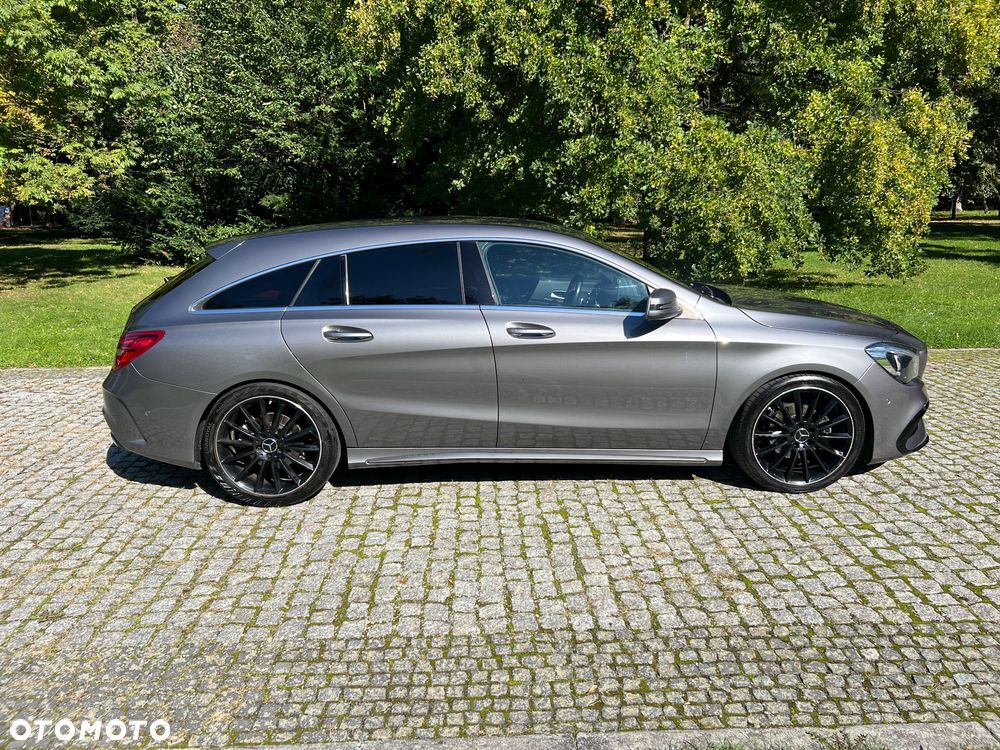 Mercedes-Benz CLA 180 7G-DCT AMG Line - 7