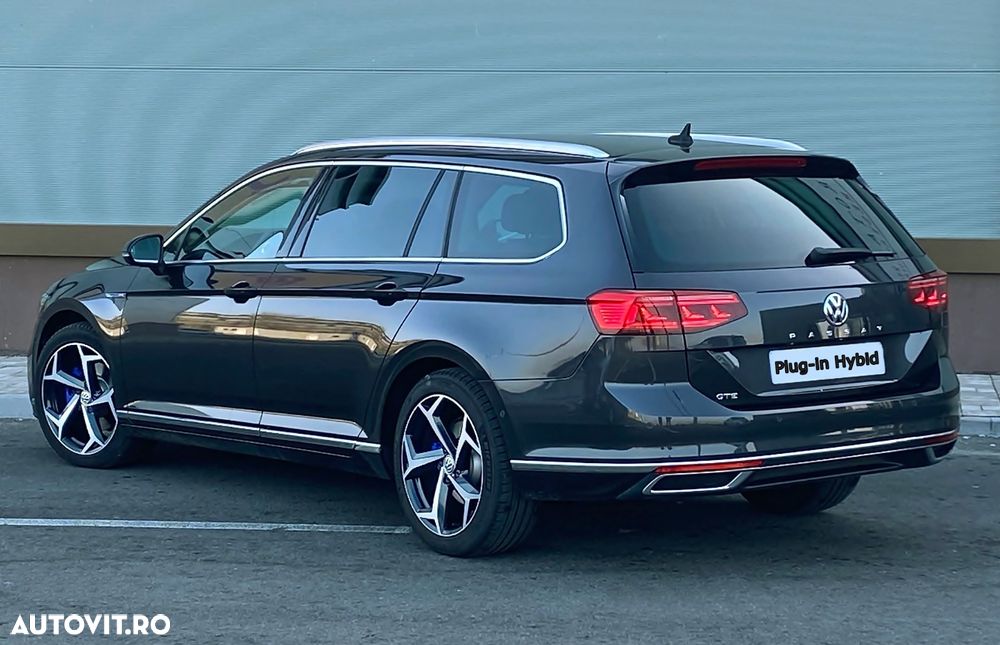 Volkswagen Passat - 15