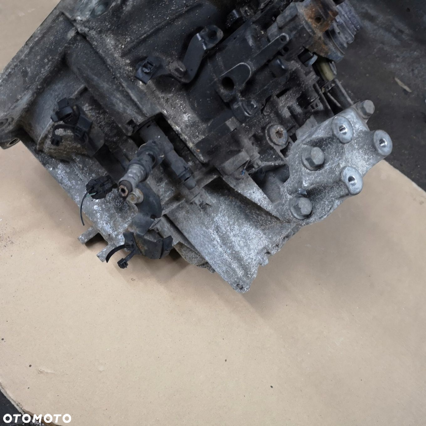OPEL ZAFIRA C SKRZYNIA BIEGÓW MANUALNA M32 1.4 TURBO KOMPLETNA - 2