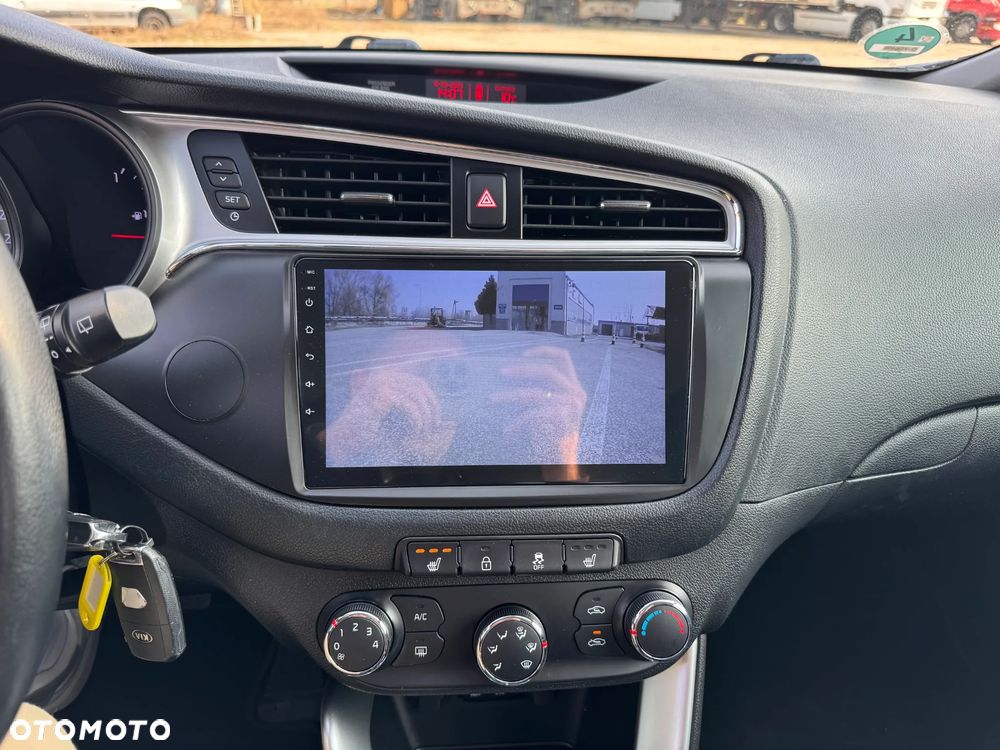 Kia Ceed 1.4 CVVT Dream Team Edition - 3