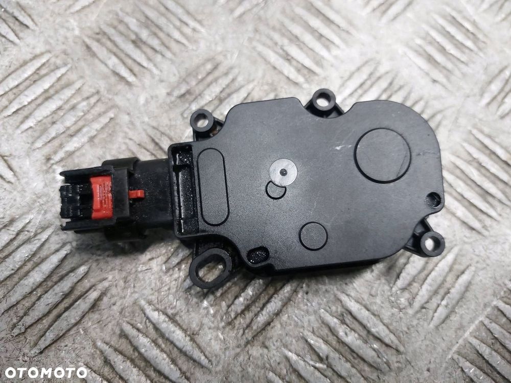 SILNICZEK ŻALUZJI ROLETY RAM 1500 I LIFT 68139527AB - 2